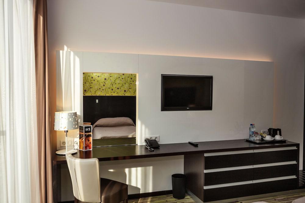 Art Hotel แซแก็ด ภายนอก รูปภาพ