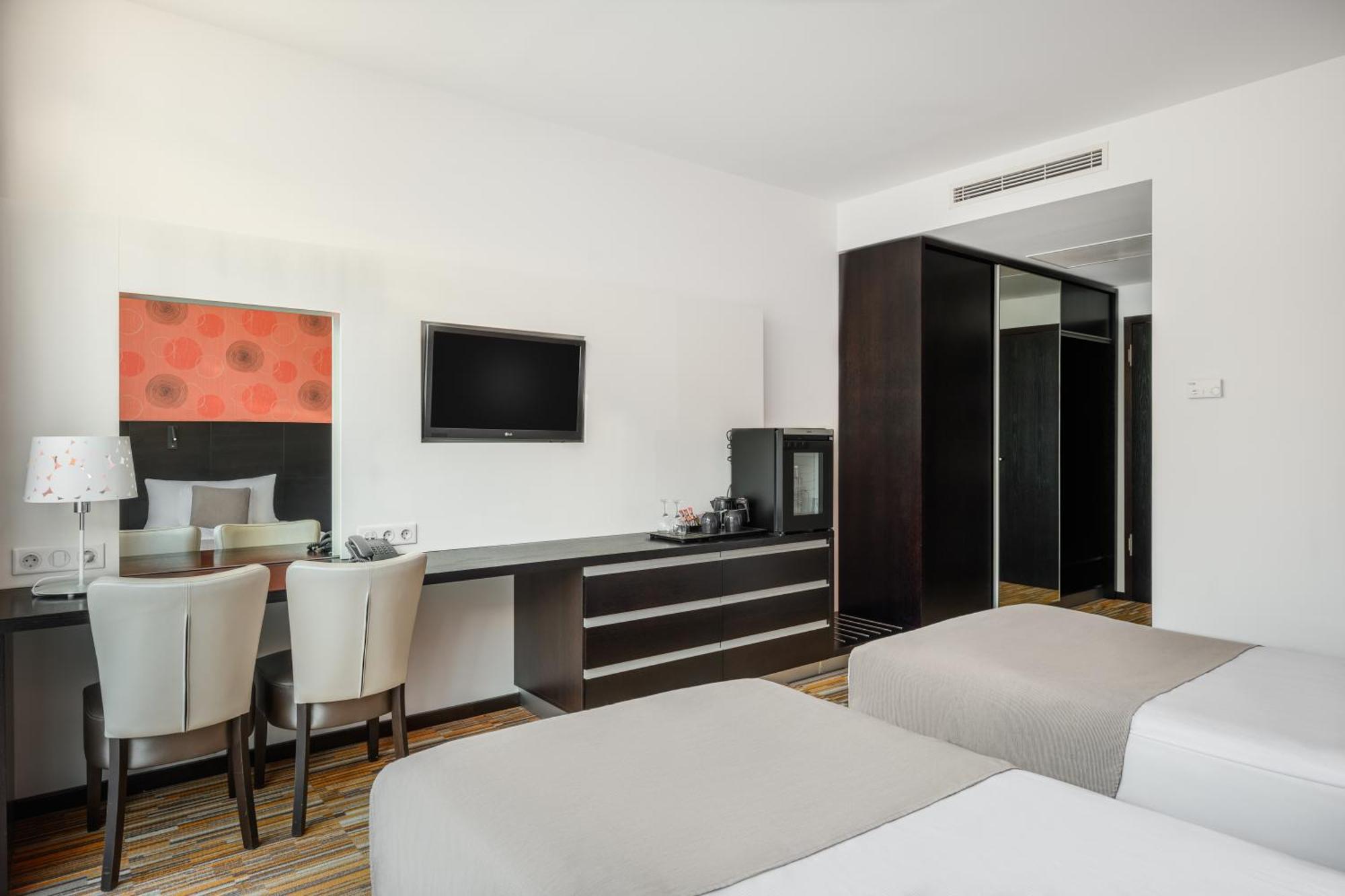 Art Hotel แซแก็ด ภายนอก รูปภาพ